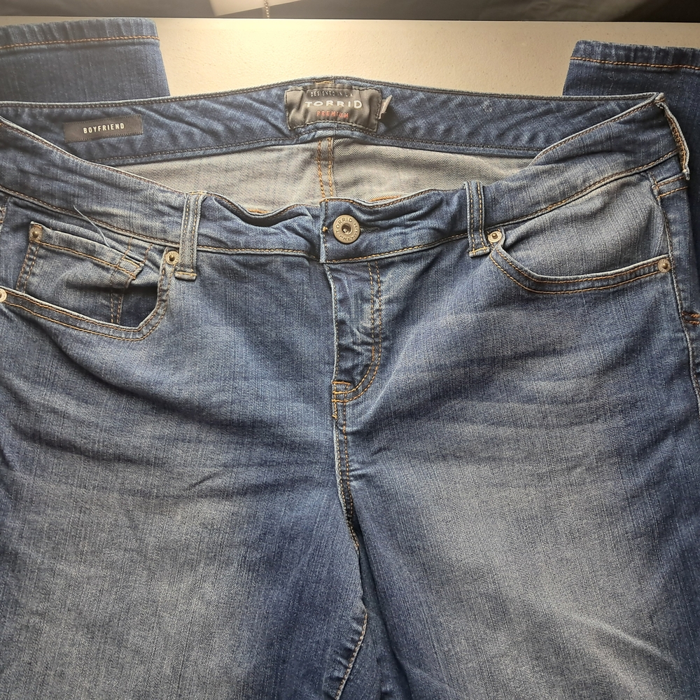 Torrid Premium Blue Jeans Size 16XT Boyfriend